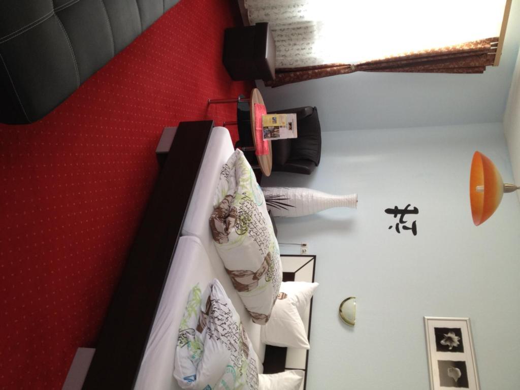 Hotel Sonne Bad Wildbad Rum bild