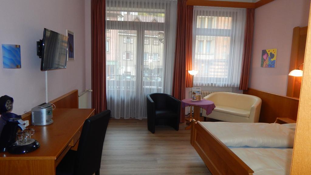 Hotel Sonne Bad Wildbad Exteriör bild