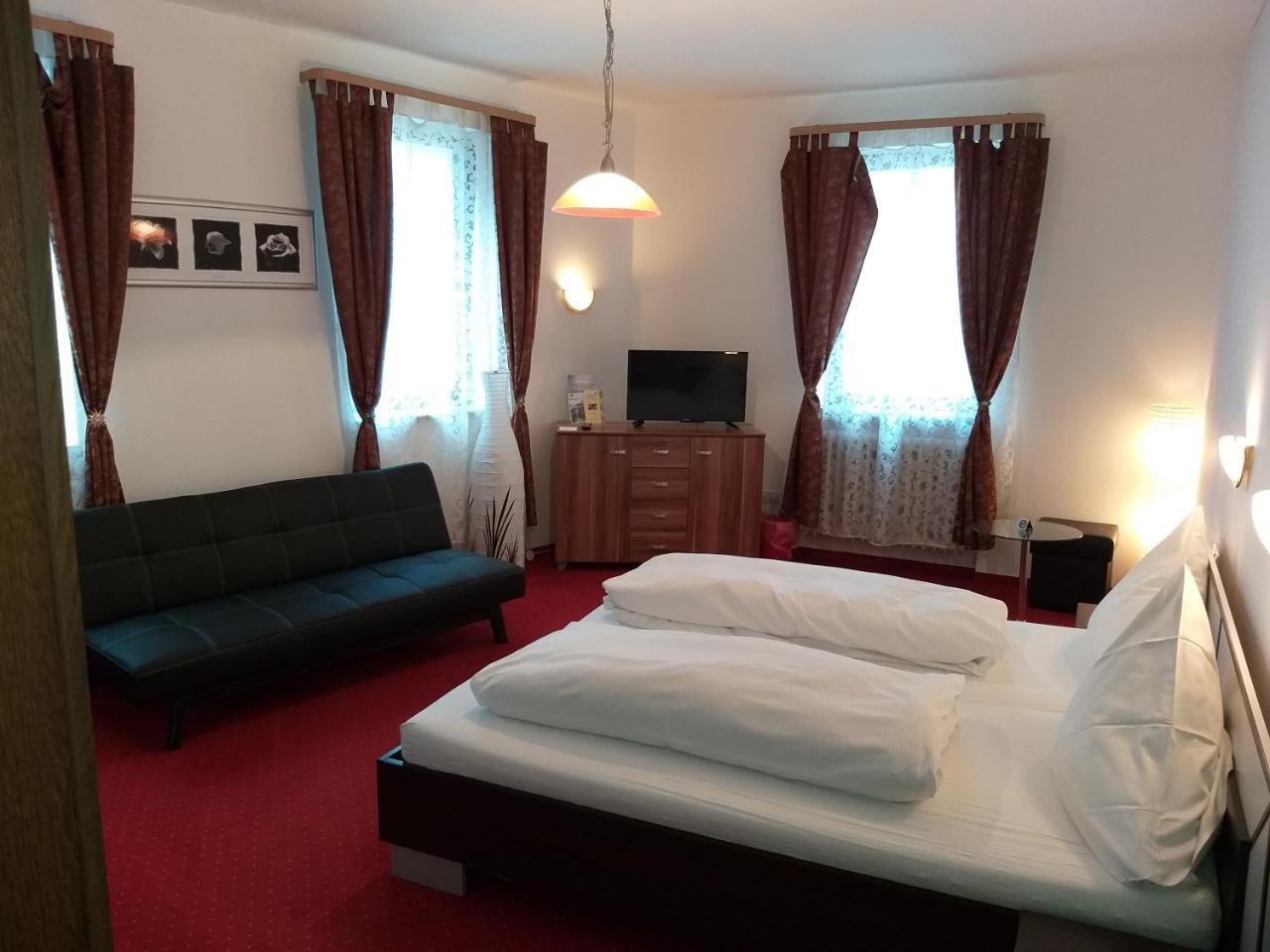 Hotel Sonne Bad Wildbad Exteriör bild